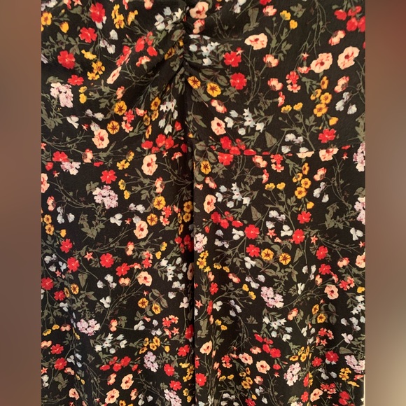 Floral long sleeve dress - Picture 2 of 5